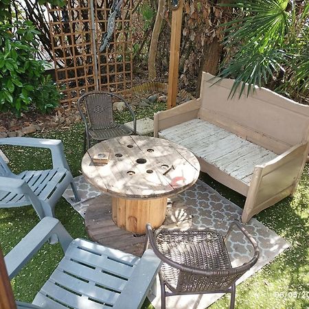 La Cahute, Appartement T2 Avec Jardin Ou Appartement Familial T6 มงโตบ็อง ภายนอก รูปภาพ