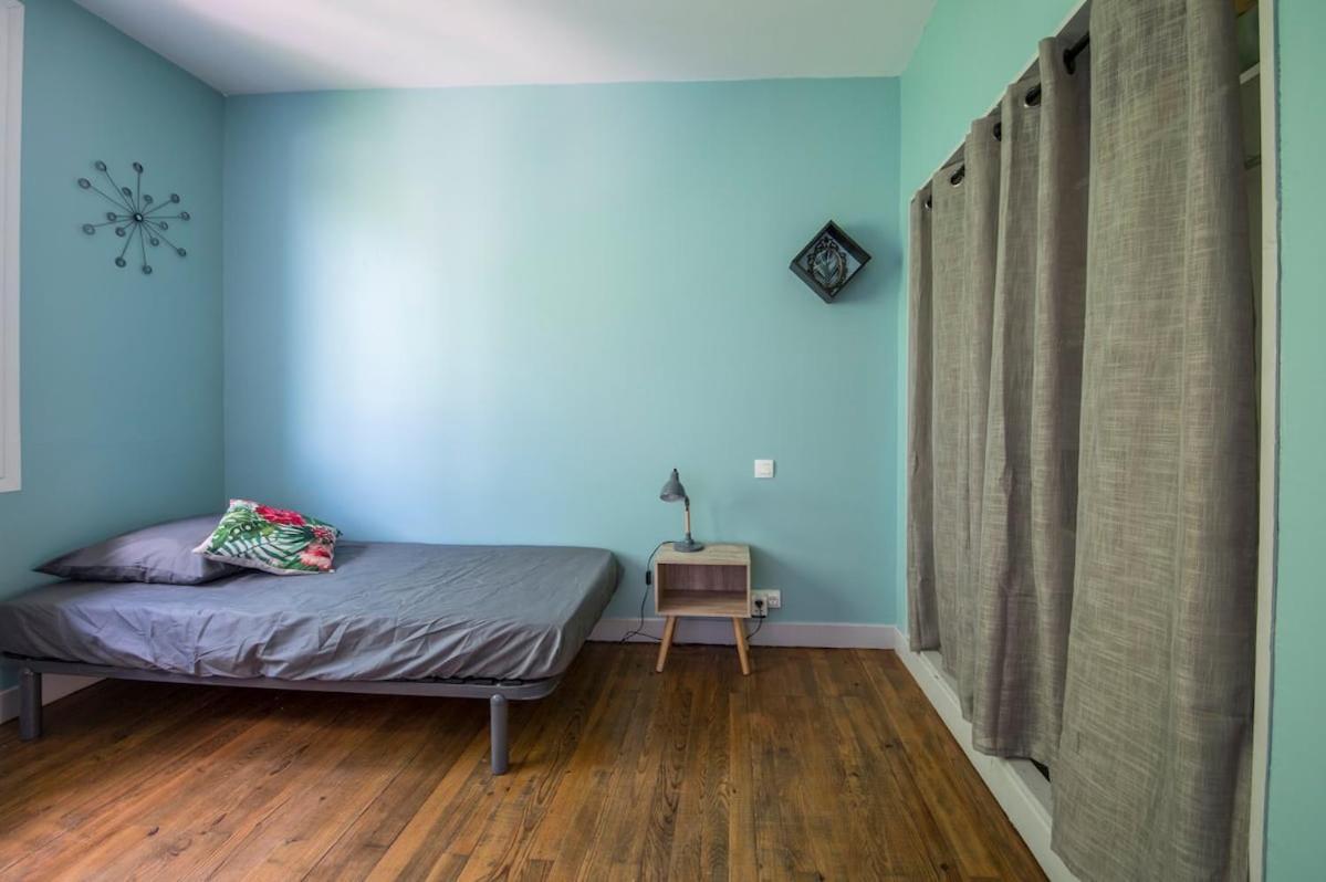 La Cahute, Appartement T2 Avec Jardin Ou Appartement Familial T6 มงโตบ็อง ภายนอก รูปภาพ