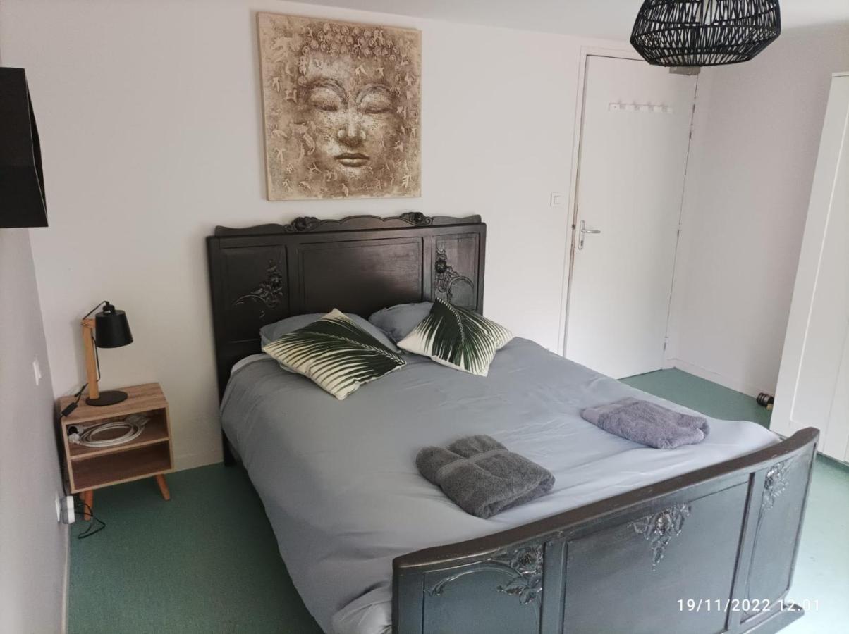 La Cahute, Appartement T2 Avec Jardin Ou Appartement Familial T6 มงโตบ็อง ภายนอก รูปภาพ
