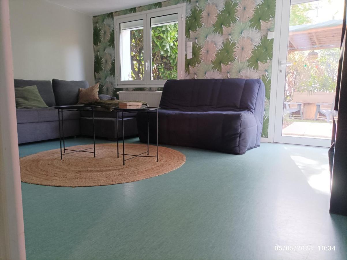 La Cahute, Appartement T2 Avec Jardin Ou Appartement Familial T6 มงโตบ็อง ภายนอก รูปภาพ