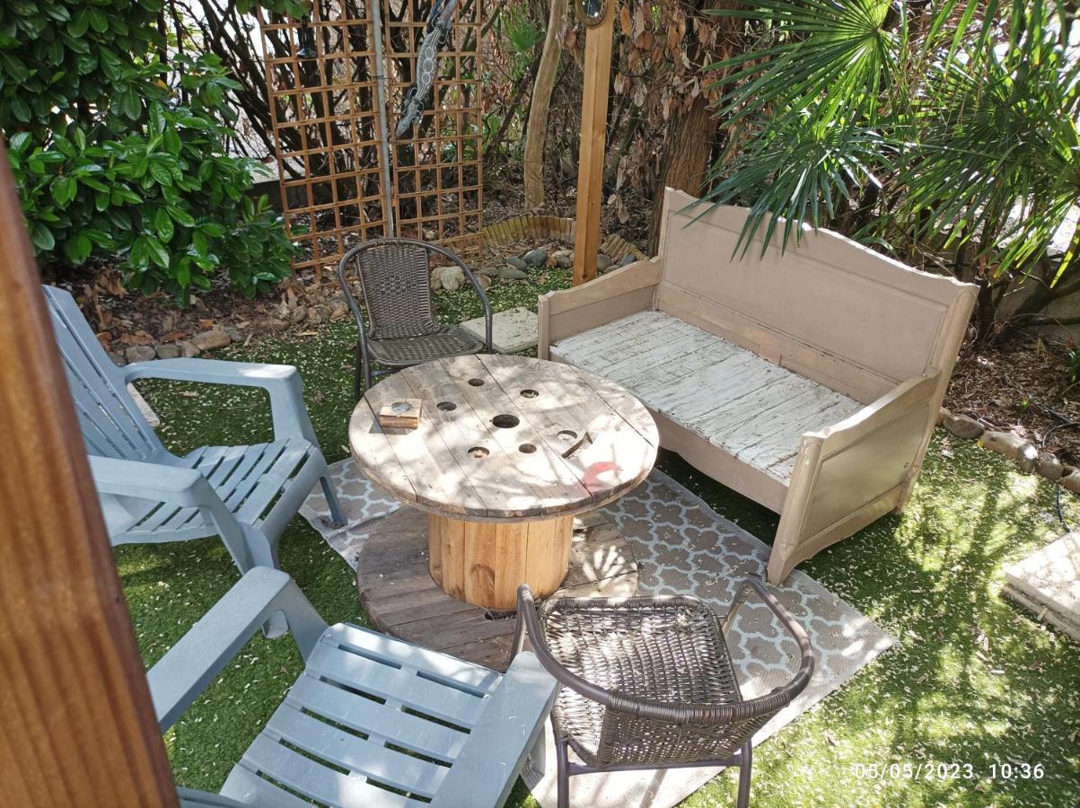 La Cahute, Appartement T2 Avec Jardin Ou Appartement Familial T6 มงโตบ็อง ภายนอก รูปภาพ